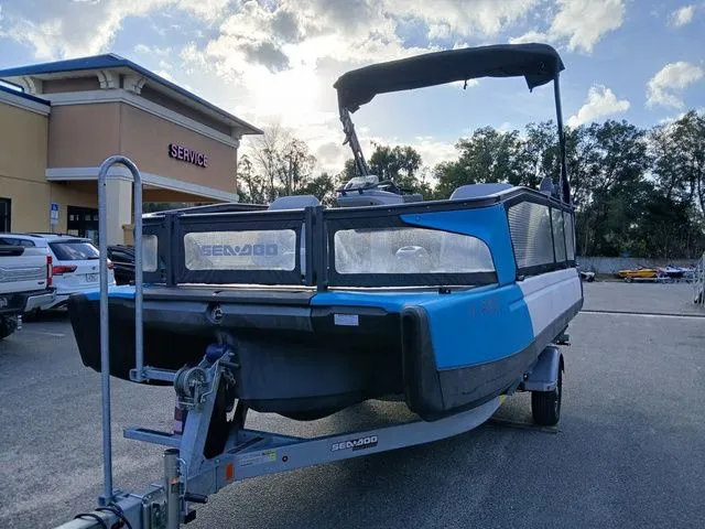 Slide: The Image of Sea-Doo Switch Sport 21 2022 - 11