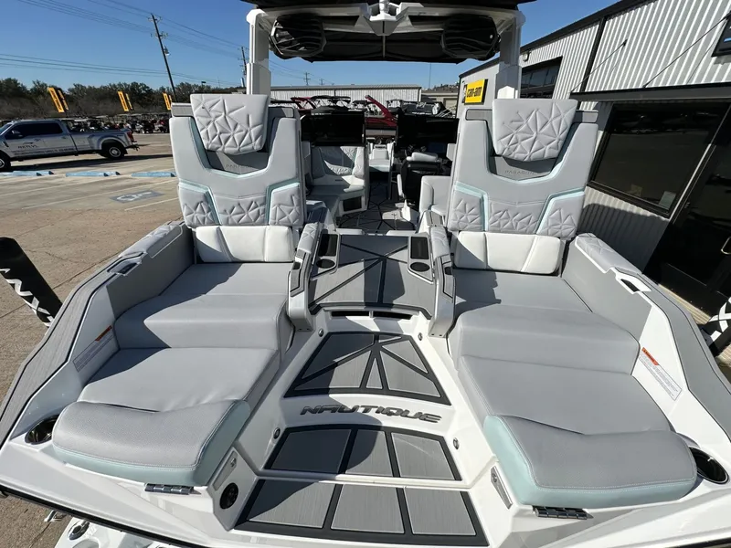 Slide: The Image of Nautique Super Air Nautique G23 Paragon 2026 - 13