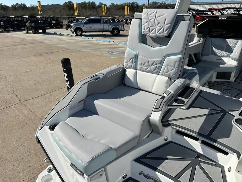 Slide: The Image of Nautique Super Air Nautique G23 Paragon 2026 - 14