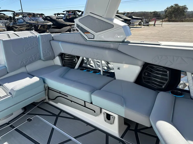Slide: The Image of Nautique Super Air Nautique G23 Paragon 2026 - 36