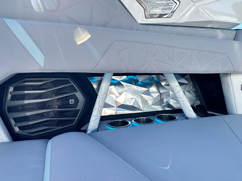 Slide: The Image of Nautique Super Air Nautique G23 Paragon 2026 - 39