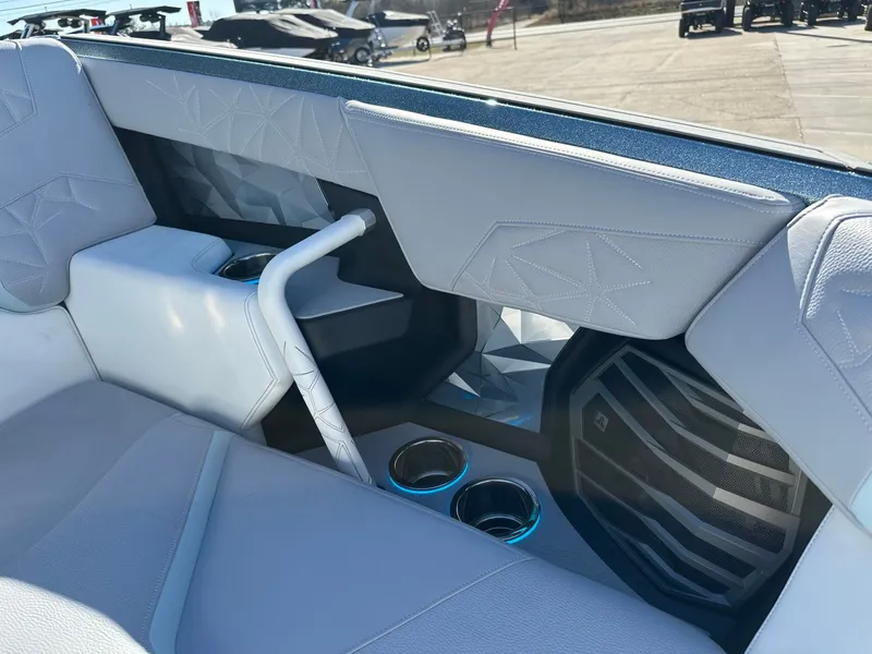 Slide: The Image of Nautique Super Air Nautique G23 Paragon 2026 - 60