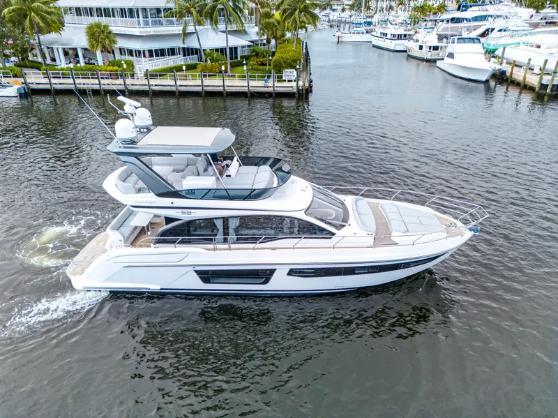 Slide: The Image of Azimut 53 FLY 2024 - 2