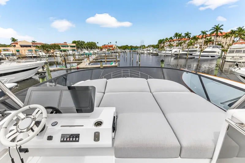 Slide: The Image of Azimut 53 FLY 2024 - 49