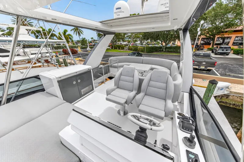 Slide: The Image of Azimut 53 FLY 2024 - 50