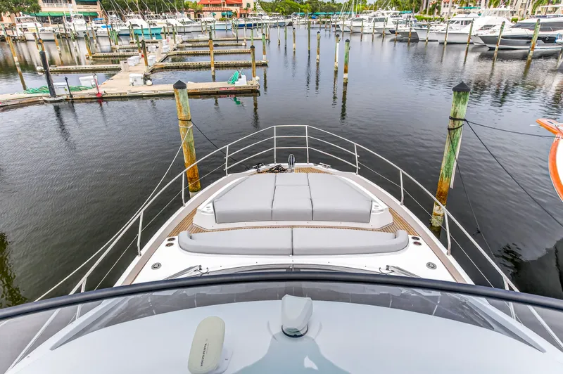 Slide: The Image of Azimut 53 FLY 2024 - 52