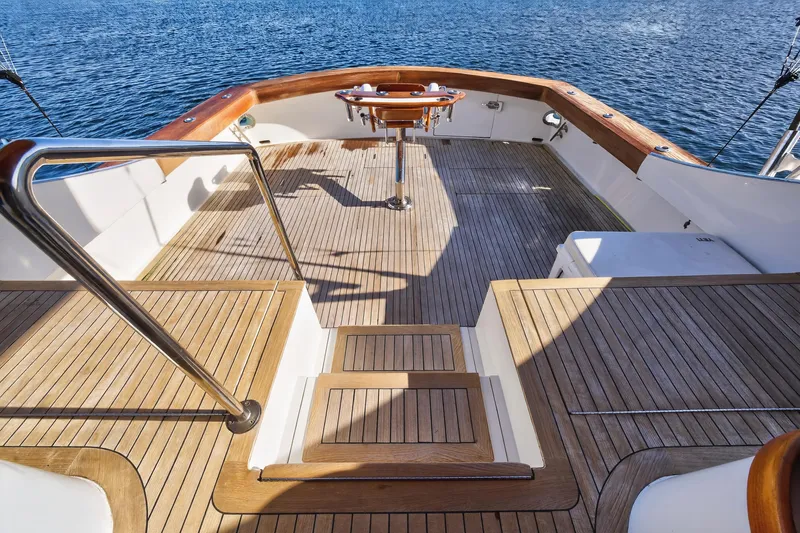 Slide: The Image of Salon door facing aft - 13