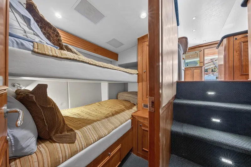 Slide: The Image of Aft Bunk - 39