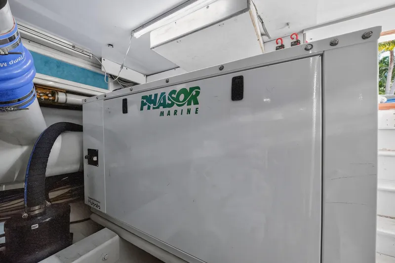 Slide: The Image of Starboard Generator - 51