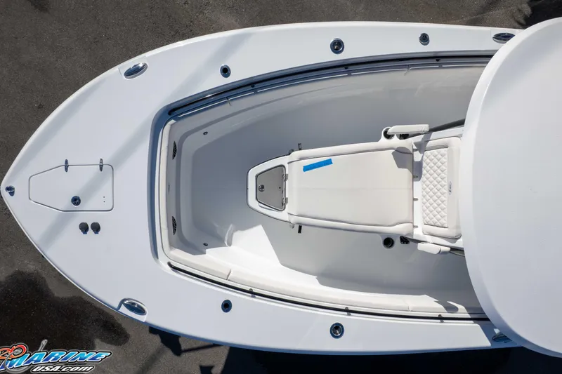 Slide: The Image of 2026 Sea Hunt Gamefish 27 Coffin Box boat, top view, white deck and seating. - 40