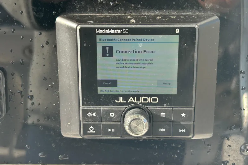Slide: The Image of JL Audio MediaMaster 50 on 2019 Sea Hunt Ultra 211 showing Bluetooth connection error. - 14