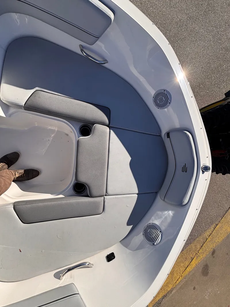 Slide: The Image of 2024 Bayliner VR6 Bowrider OB, interior view of bow area. - 3