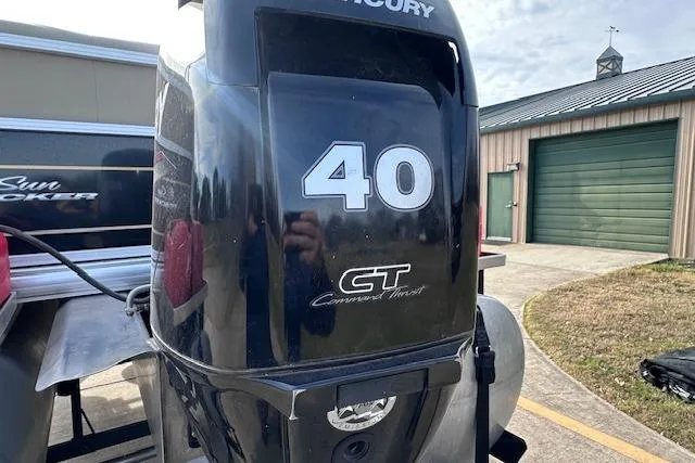 Slide: The Image of 2020 Sun Tracker Bass Buggy 16 DLX with Mercury 40 HP outboard motor. - 20