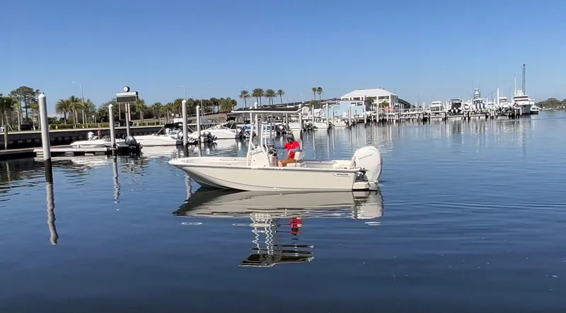 Slide: The Image of Boston Whaler 190 Montauk 2026 - 0