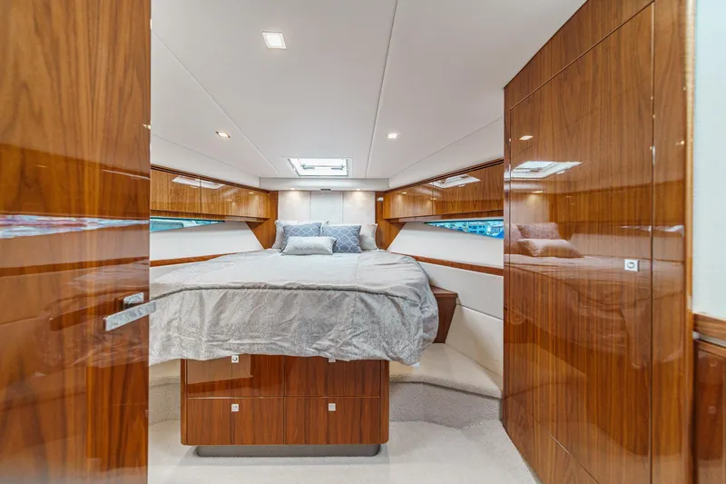 Slide: The Image of Riviera 4800 Sport Yacht 2021 - 51