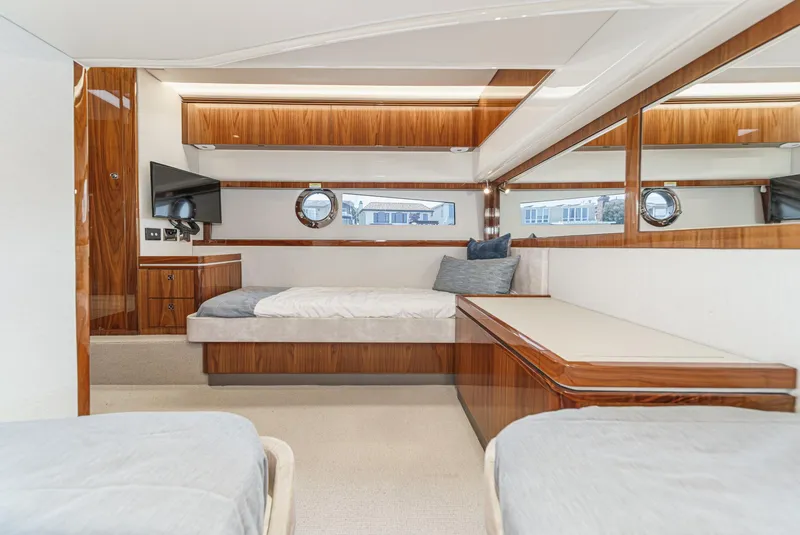 Slide: The Image of Riviera 4800 Sport Yacht 2021 - 63