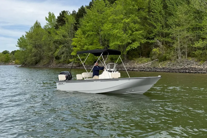 Slide: The Image of Boston Whaler 170 Montauk 2026 - 1