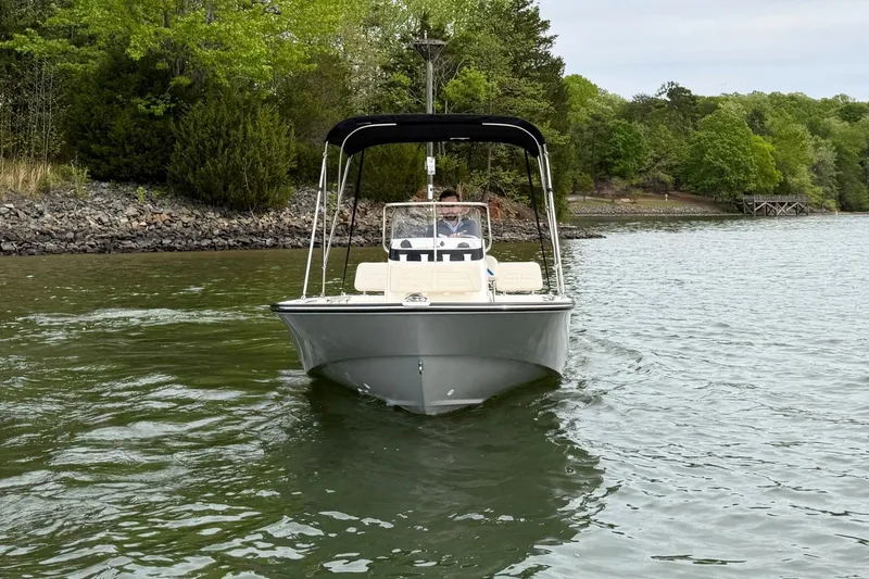 Slide: The Image of Boston Whaler 170 Montauk 2026 - 2