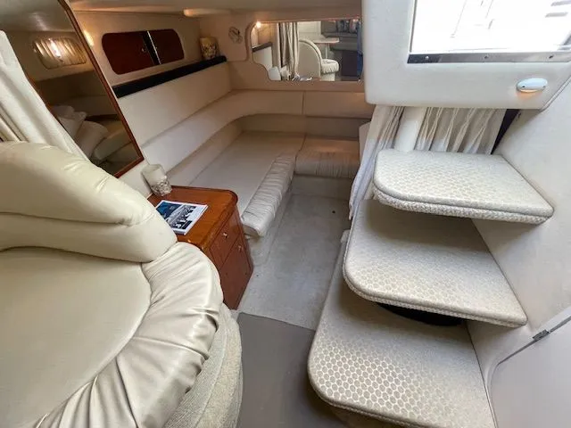 Slide: The Image of Sea Ray 340 Sundancer 2001 - 16