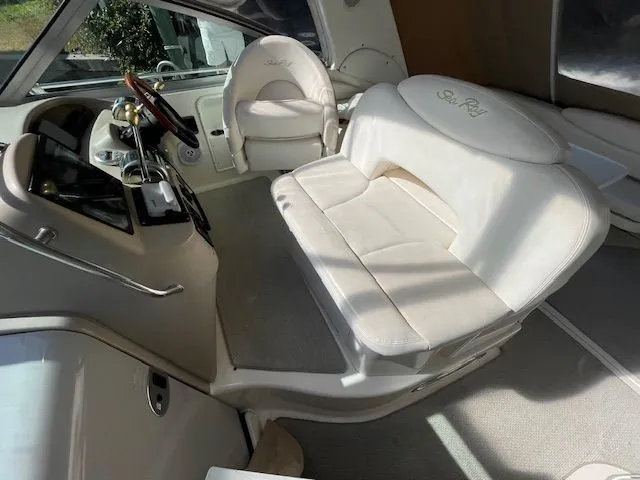 Slide: The Image of Sea Ray 340 Sundancer 2001 - 3