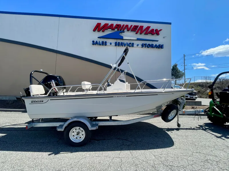 Slide: The Image of Boston Whaler 170 Montauk 2026 - 1