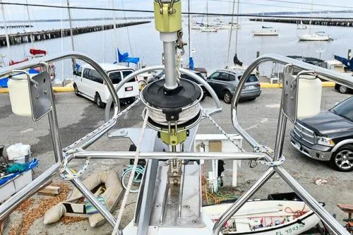 Slide: The Image of 2008 Beneteau Oceanis 46 sailboat with blue hull and propeller detail. - 23
