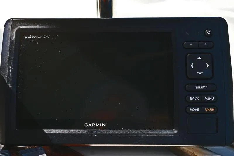 Slide: The Image of Garmin GPS device on Maxum 4600 SCB, year 2000. - 38