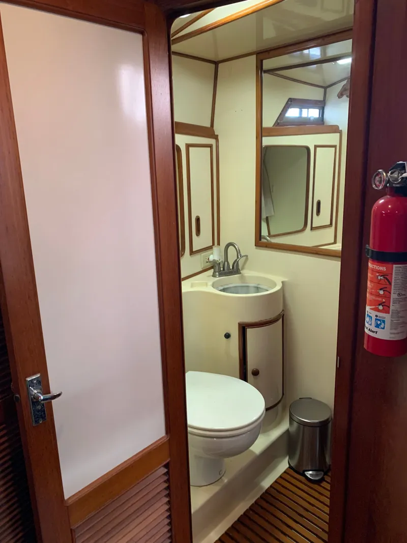 Slide: The Image of President President Sundeck 1987 - 10