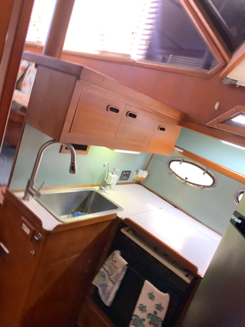 Slide: The Image of President President Sundeck 1987 - 23