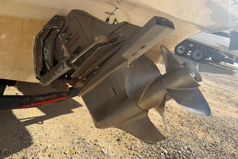 Slide: The Image of 2006 Four Winns 278 Vista boat propeller and outdrive on a trailer. - 27