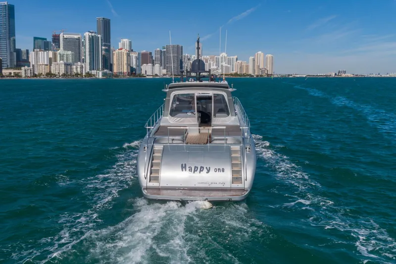 Slide: The Image of 2007 Leopard Express Motor Yacht cruising near city skyline on a sunny day. - 9