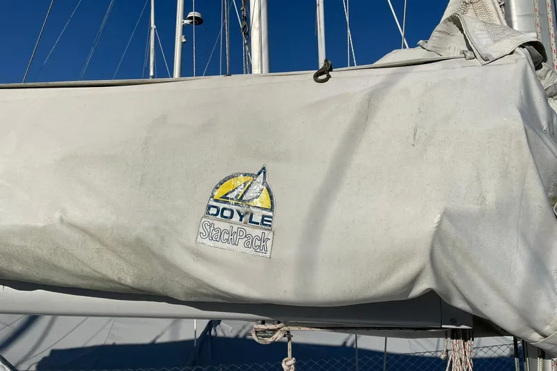 Slide: The Image of 2001 Beneteau Oceanis 361 sailboat named "Soarin'" in Westerly, RI marina. - 6