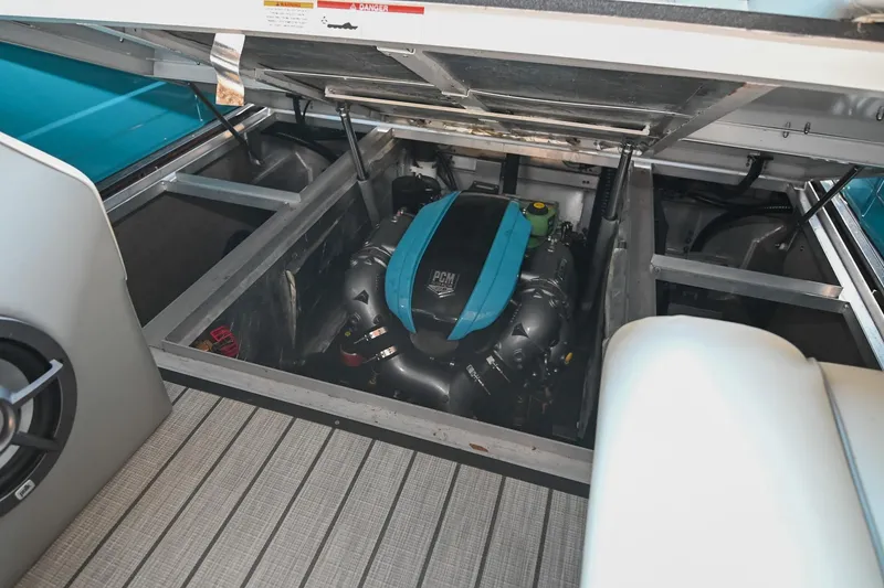 Slide: The Image of Engine compartment of 2023 Montara 25 Monntara 2.0 boat, showcasing modern design. - 46