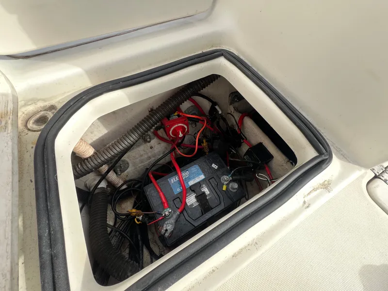 Slide: The Image of Sport-Craft 241 Walkaround 2001 - 17