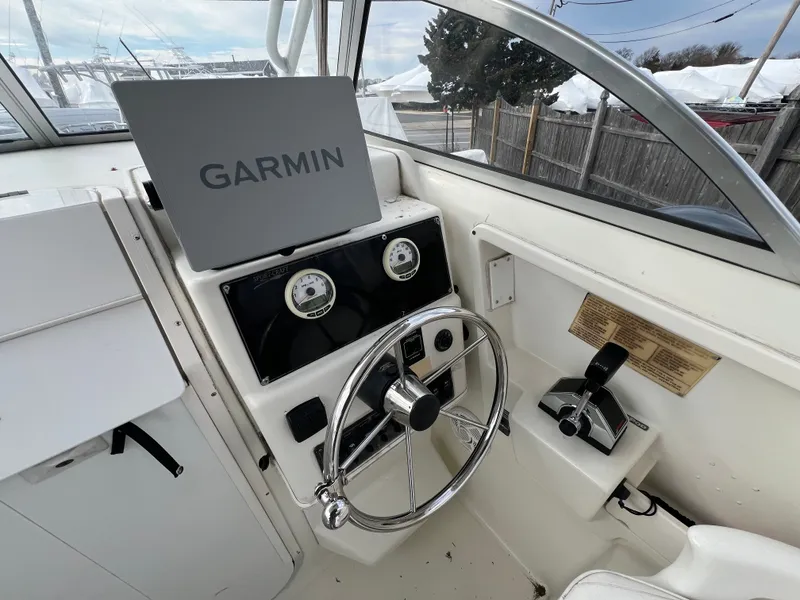 Slide: The Image of Sport-Craft 241 Walkaround 2001 - 23