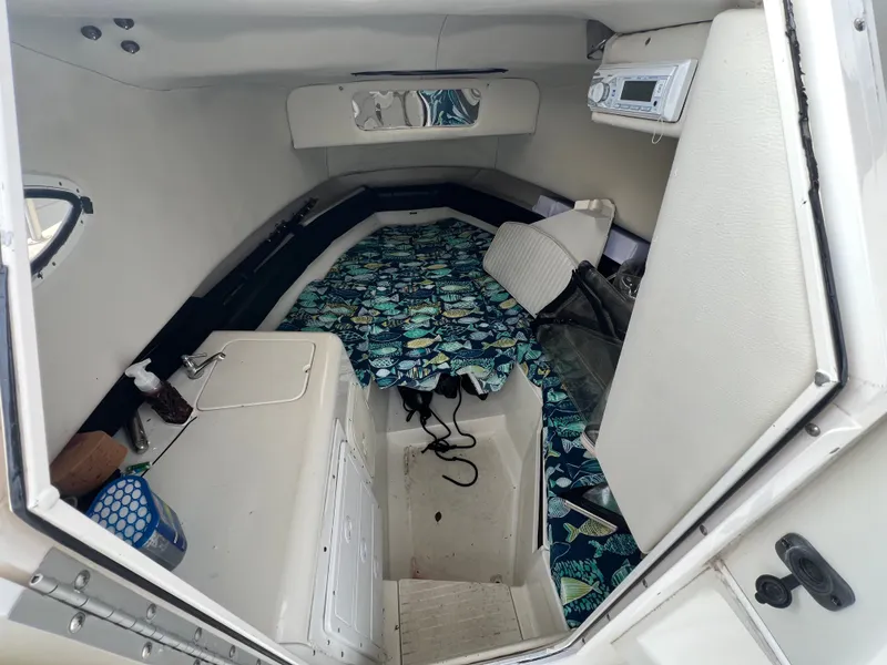 Slide: The Image of Sport-Craft 241 Walkaround 2001 - 30