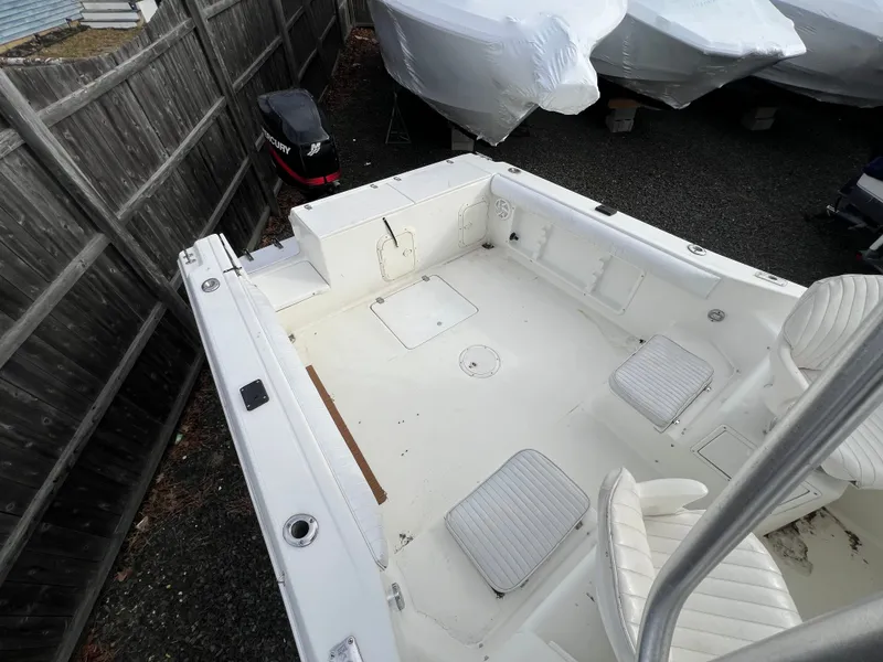 Slide: The Image of Sport-Craft 241 Walkaround 2001 - 8