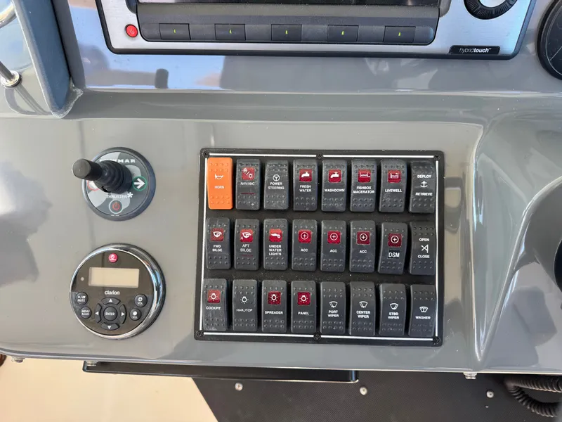 Slide: The Image of Pursuit OS 375 Offshore 2011 - 37