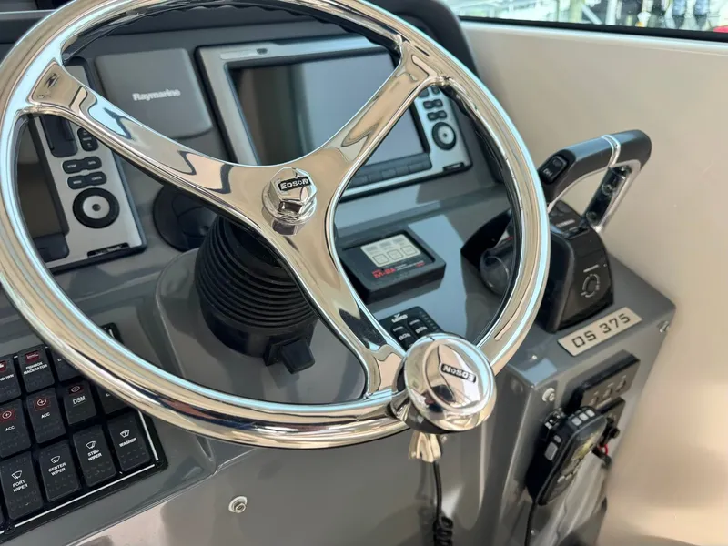 Slide: The Image of Pursuit OS 375 Offshore 2011 - 38