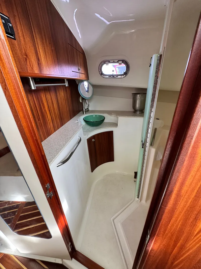 Slide: The Image of Pursuit OS 375 Offshore 2011 - 51