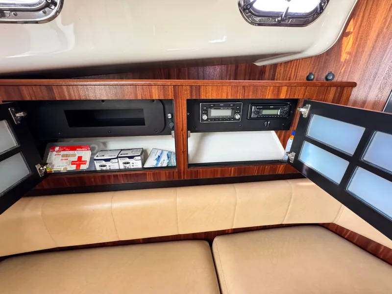 Slide: The Image of Pursuit OS 375 Offshore 2011 - 54