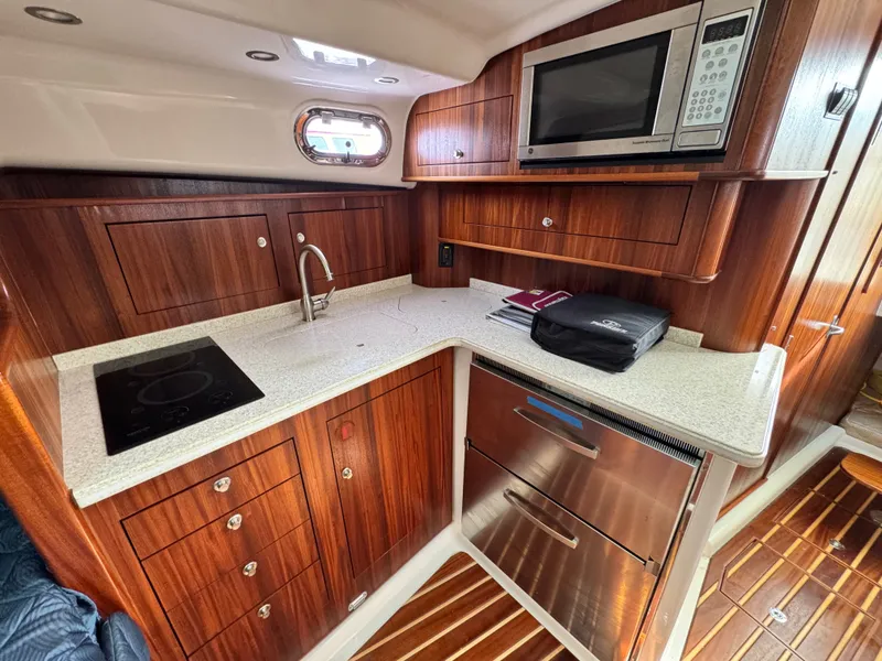 Slide: The Image of Pursuit OS 375 Offshore 2011 - 56