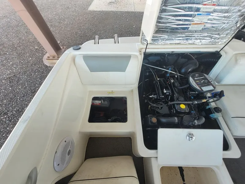 Slide: The Image of Bayliner 175 2013 - 5