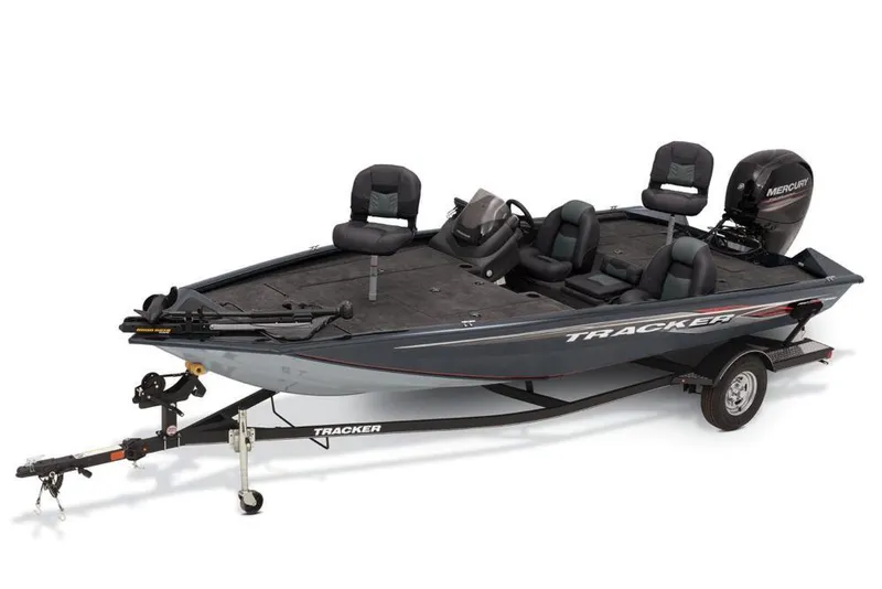 Slide: The Image of 2020 Tracker Pro Team 195 TXW boats displayed in a showroom. - 15