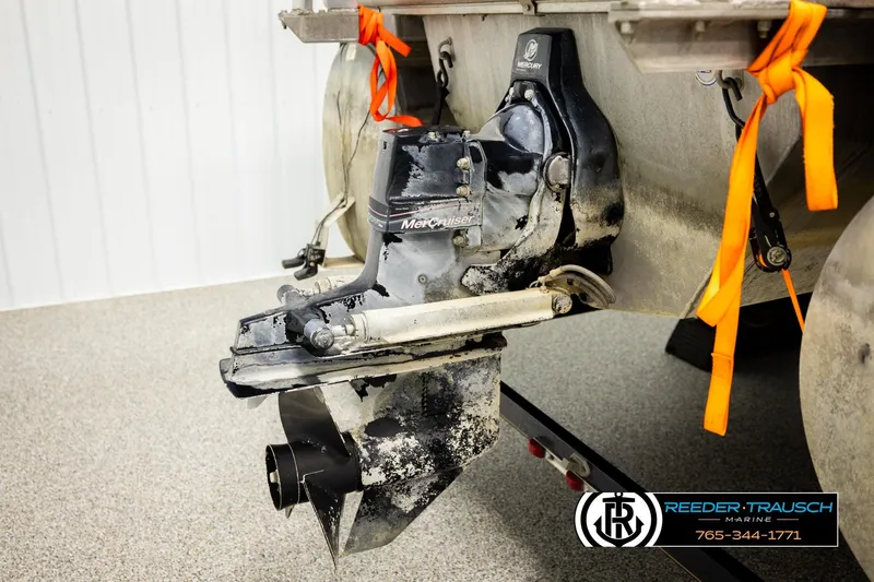 Slide: The Image of 2006 Sun Tracker Party Barge 22 Regency Edition with MerCruiser engine detail. - 40