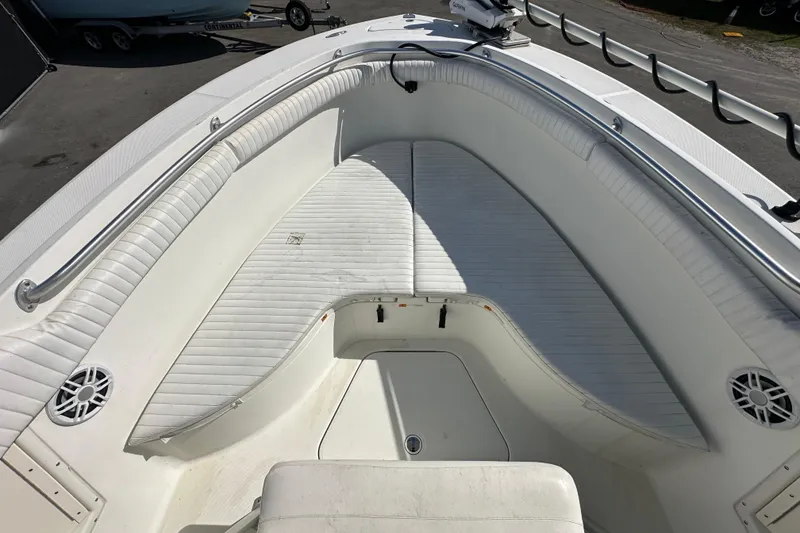Slide: The Image of 2003 Hydra-Sports Vector 2600 CC boat storage compartment with open hatch. - 47