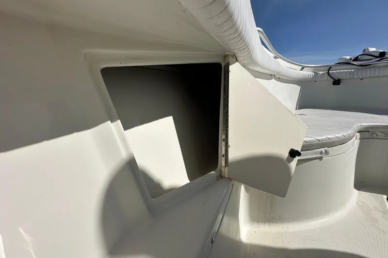 Slide: The Image of Open storage compartment on 2003 Hydra-Sports Vector 2600 CC boat. - 49