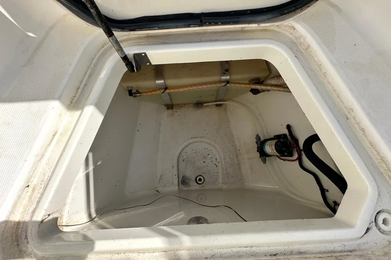 Slide: The Image of Open storage compartment on 2003 Hydra-Sports Vector 2600 CC boat. - 52