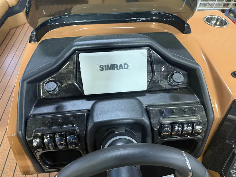 Slide: The Image of Bentley Pontoons Elite 300HP 253 Admiral Quad Lounge Tritoon 2026 - 15