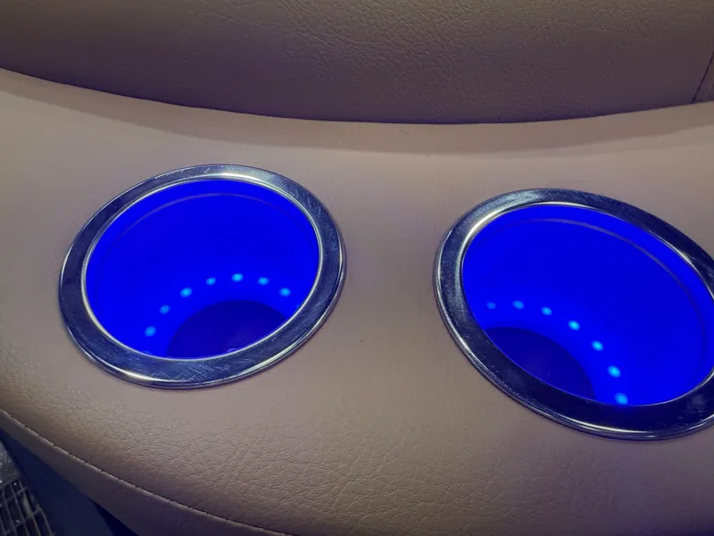 Slide: The Image of Bentley Pontoons Elite 300HP 253 Admiral Quad Lounge Tritoon 2026 - 44